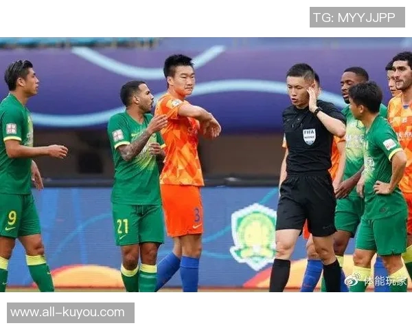 禁区争议判罚引热议媒体人称刘浩帆动作仅是轻碰沈寅豪